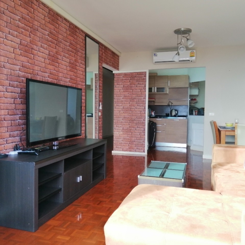 Condo Victoria Lakeview วิคตอเรีย เลควิว 58 ตร.-ม. 2 นอน 1 น้ำ 9500 บ. ทำเลทอง