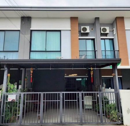 ขายทาวน์โฮม 2 ชั้น พร้อมเฟอร์นิเจอร์ ยูนิโอทาวน์ เพชรเกษม 110 เนื้อที่ 18.5 ตรว 3นอน 2น้ำ – ghd000631