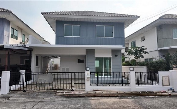 ขายบ้านแฝด 2 ชั้น โครงการ เดอะวิลล่า รัตนาธิเบศร์ อำเภอปากเกร็ด นนทบุรี