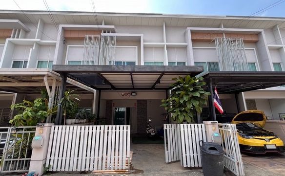 ขายทาวน์เฮ้าส์ 2 ชั้น โครงการ เดอะเมโทรรัตนาธิเบศร์ อำเภอเมืองนนทบุรี