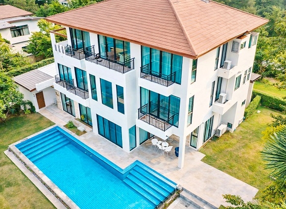 ม.นานาชาติแสตมฟอร์ด 250ม. 200ตร.วา. 650ตร.ม.พระราม9 Pool Villa เฟอร์ครบ 6นอน 4ปีมีครั้ง สนามกอล์ฟ กรุงเทพกรีฑา 800ม. คฤหาสน์ 3ชั้น 6น้ำ