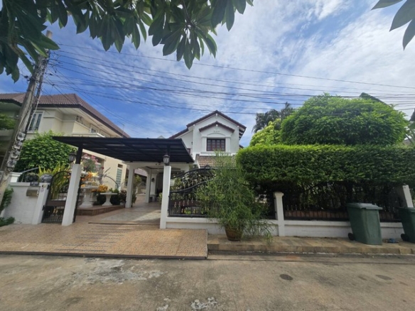 บ้าน สีวลี ติวานนท์ ปากเกร็ด 0 RAI 0 งาน 76 Square Wah 4ห้องนอน2น้ำ ใกล้กับ วัดกู้ โรงเรียนพิชยศึกษา เมืองทอง ราคานี้ต้องรีบจอง บ้านสวยพร้อมอยู่