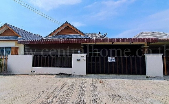บ้านแฝด บงกช ธาราวิลล์ พานทอง สภาพใหม่ ราคาถูกที่สุดในโครงการ