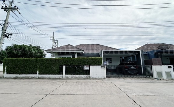 บ้านเดี่ยว เดอะทาวน์ – บางแขม นครปฐม บ้านสวย หลังมุม