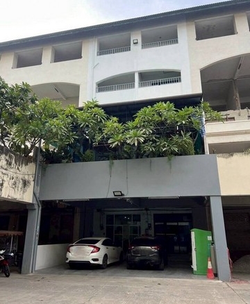 ขายอาคารพาณิชย์ 5 ชั้น เขตพัทยา แหล่งชุมชน ใกล้หาดจอมเทียน FP-B02022