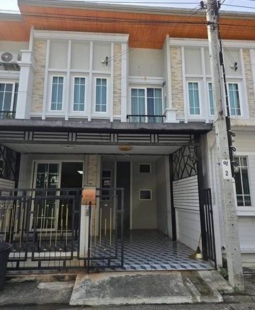 TOWNHOUSE โกลเด้น ทาวน์ 2 ปิ่นเกล้า จรัญสนิทวงค์ 0 Rai 0 ngan 16 ตาราง-วา 2890000 THB ราคาดี เยี่ยม บ้านไม่ซ้ำ เพือนบ้านดี