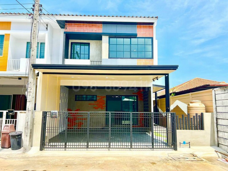320564pic1 ขายทาวน์โฮม 2 ชั้น เดอะทรัสต์ ทาวน์ วงแหวน ลำลูกกา เนื้อที่ 27.5 ตรว 3นอน 2น้ำ หน้าบ้านหันหน้าทางทิศใต้
