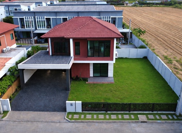 บ้านเดียว รีโนเวทใหม่ ใกล้ทางด่วนจตุโชติ ใหญ่ที่สุด 86 ตร.ว แปลงมุม โครงการ เดอะริคโค้ เรสซิเดนซ์ วงแหวนฯ–หทัยราษฎร์