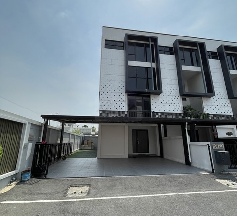 ให้เช่าโฮมออฟฟิศ 4 ชั้น 305 ตรม. The Harmoney รามอินทรา62 หลังมุม ทิศเหนือ ใกล้แฟชั่น ใกล้รถไฟฟ้าสายสีชมพู