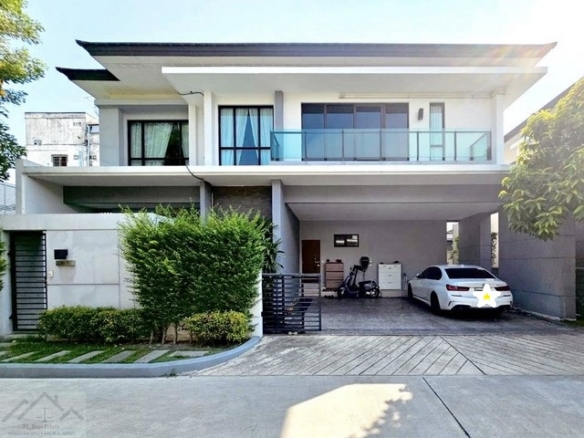 ให้เช่าบ้านเดี่ยว 72 ตรว. 4 ห้องนอน เดอะ ซิตี้ เอกมัย-ลาดพร้าว THE CITY Ekkamai-Ladprao เพียง 10 นาที จาก เอกมัย-ทองหล่อ ใกล้ รร. บดินทรเดชา