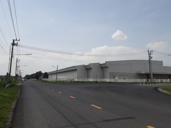 โกดังและออฟฟิศ สร้างใหม่ รวมทั้งหมด 21,096 ตร.ม.เกตเวย์ซิตี้ 2 ตำบล หัวสำโรง อำเภอแปลงยาว ฉะเชิงเทรา