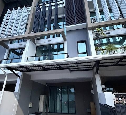 HR 9997 ปล่อยเช่าและขาย Townhome Luxury 3.5 ชั้น Bless Town Sukhumvit 50 ใกล้ BTS อ่อนนุช
